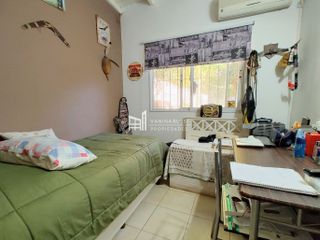 Casa en venta de 3 dormitorios c/ cochera en Garín