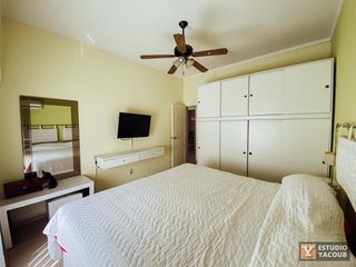 Casa en venta - 2 Dormitorios 1 Baño - Cochera - 225Mts2 - Ringuelet, La Plata