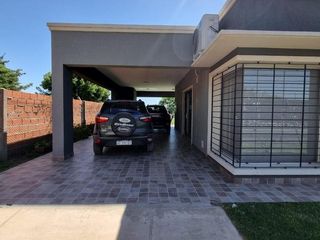 Casa Venta Tierra de sueños 3 Roldan pileta