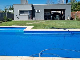 Casa Venta Tierra de sueños 3 Roldan pileta