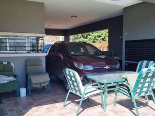 Casa Venta Tierra de sueños 3 Roldan pileta