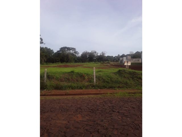 VENTA DE LOTE, sobre calle 142 y Av. Jauretche