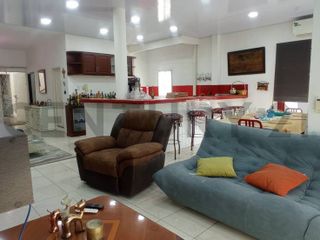 Se vende departamento remodelado en Playas de Villamil. Barrio Guayaquil EstF