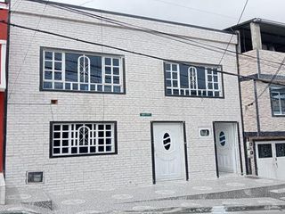 Foto 2 de casa en venta en villa los alpes. Cod V31576