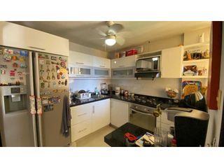 Foto 8 de VENTA APTO BARRIO SANTA MÓNICA