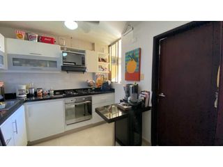 Foto 5 de VENTA APTO BARRIO SANTA MÓNICA