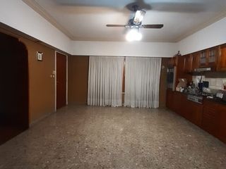 Foto 10 de Chalet en venta en Quilmes Oeste
