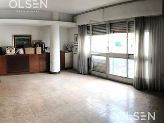Foto 1 de Departamento en Venta-COLON ESQ SUCRE - 3 DOR - 2 BÑOS - LUMINOSO - UBIC. PRIVILEGIADA - 180 MTS