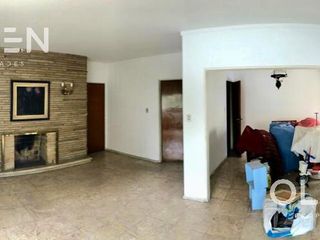 Foto 3 de Departamento en Venta-COLON ESQ SUCRE - 3 DOR - 2 BÑOS - LUMINOSO - UBIC. PRIVILEGIADA - 180 MTS