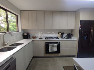 Foto 1 de apartamento en venta en san lucas. Cod V776114