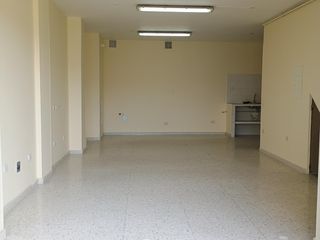Foto 1 de local en arriendo en cantalejo. Cod A6762206
