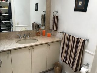 Foto 20 de Venta Casa 4 Recámaras, Conjunto Cerrado, Urb. El Condado