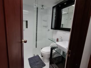 Foto 5 de apartamento en arriendo en alhambra. Cod A6897501