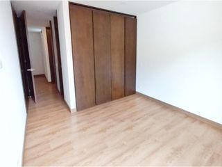 SE VENDE APARTAMENTO EN LA CABRERA