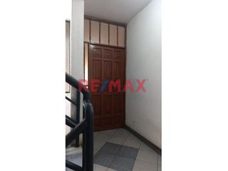 Foto 5 de Alquiler Departamento de 100 m² 3 Piso con Balcon Ate.
Se alquila departamento en tercer piso en Av. Tepsicore Urb, Olimpo 4 etapa Ate
Excelente ubi