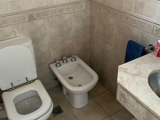 Foto 19 de Impecable Chalet 5 amb. Piscina-Jacuzzi-Parque-Quincho