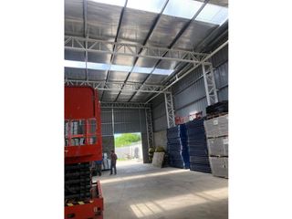 Foto 2 de GALPÓN A ESTRENAR SOBRE PANAMERICANA