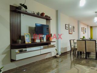 Foto 5 de Venta Casa 3 Pisos Urb. Soliluz