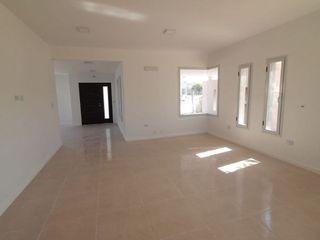 Foto 8 de VENTA DE CASA EN Juana Koslay