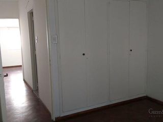Venta Depto 2 Dormitorios (Alquilado), Laprida 900 - Gazze