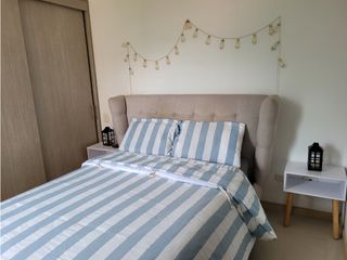 ALQUILO APARTAMENTO AMOBLADO BELÉN LA MOTA CERCA ARKADIA