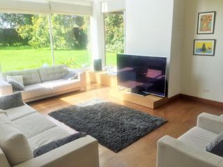 CASA en ARRIENDO/VENTA en Bogotá San Simon