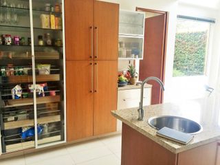 CASA en ARRIENDO/VENTA en Bogotá San Simon