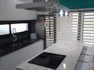 Casa - Santa Isabel