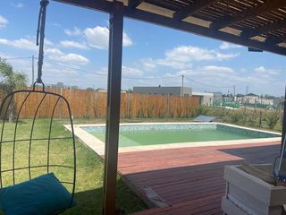 Casa - Santa Isabel
