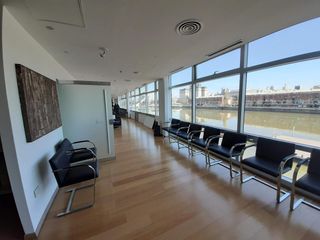 Excelente oficina en alquiler - 320 m2 - Vistas al dique - Puerto Madero