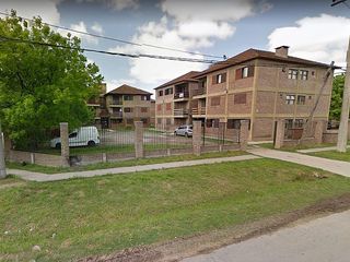 Departamento en venta - 2 dormitorios 1 baño 1 cochera - 57mts2 - La Plata