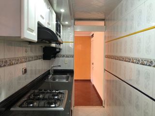 Foto 6 de apartamento en venta en zarzamora. Cod V12083