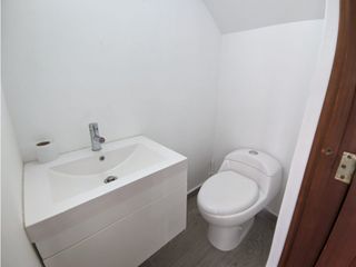 Casa en Arriendo en Envigado Sector Bosque el Chuscal