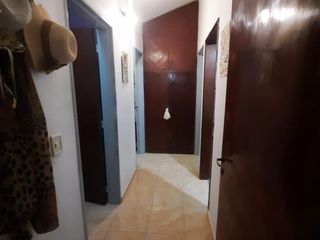 Foto 2 de CASA EN VENTA EN ZONA SUR CON  4 DORMITORIOS + PILETA
