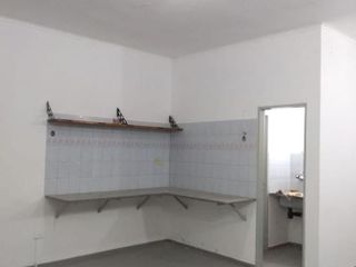 Local en venta - 1 baño, kitchenette - 30mts2 - La Plata
