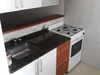 PRIMERO DE MAYO 1280 05 02