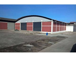 Foto 1 de bodegas de arriendo en manta los esteros.