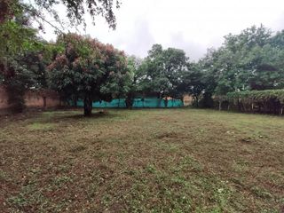 Foto 14 de parqueadero en venta en la parada. Cod V24342