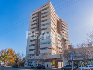Vende depto 3 dorm y cochera Pioneros 3 Cipolletti