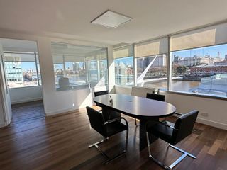 Oficina en alquiler - Puerto Madero - 200 m2 - Excelentes vistas al dique y puente de la mujer
