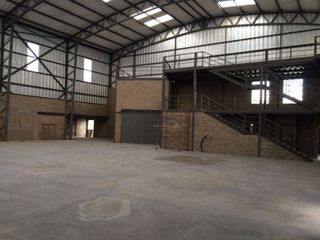 Foto 1 de VENTA GALPON SUR DE QUITO, INDUSTRIAL ALTO IMPACTO