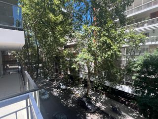 Departamento dos ambientes, cochera y terraza - Belgrano