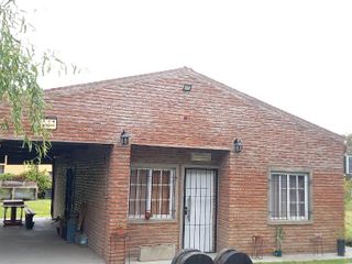 Venta Casa 2 dormitorios con patio, pileta y quincho - Las Tardes, Roldan