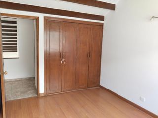 Foto 12 de casa en venta en alhambra. Cod V4885