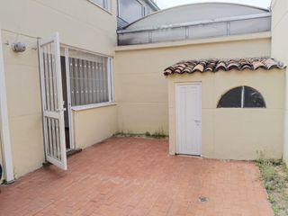 Foto 8 de casa en venta en alhambra. Cod V4885