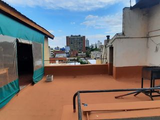 Departamento en venta de 4 dormitorios c/ cochera en Otros Barrios