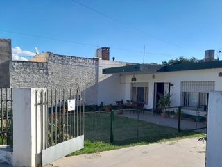 K067CB – 2 Casas en Zona Comercial de Villa Cura Brochero