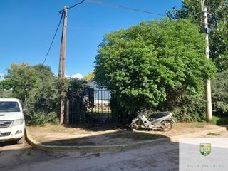 K068CB - Casa + Mono ambiente en Irineo Altamirano esquina M.Brito