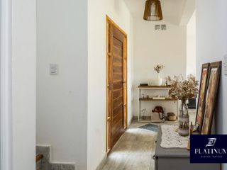 Casa en venta de 4 dormitorios c/ cochera en Vía Aurelia, Salta