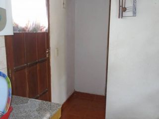 Foto 18 de 00072- Inmejorable ubicación a 1 cuadra de la plaza, para 5 c/u con pileta